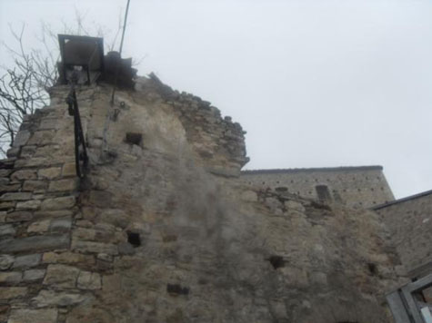 uid_126b42c23f3.580.0