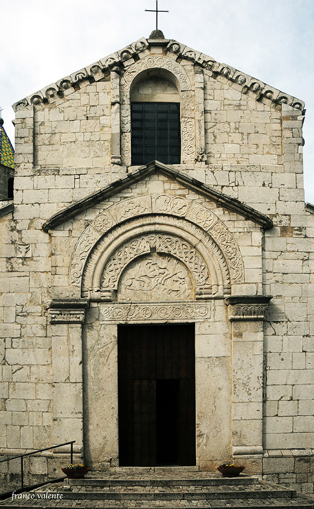 VALENTE-Pseudoprotiro