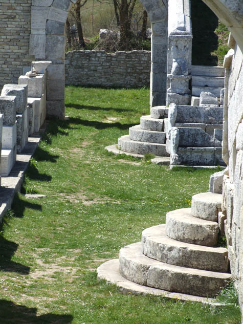 Le forche caudine: Una decisione è sempre meglio di una non decisione