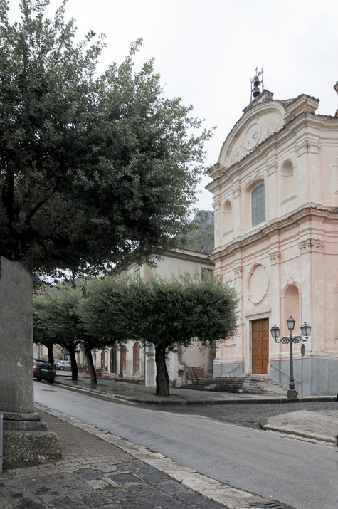 La croce stazionaria del Purgatorio a Venafro