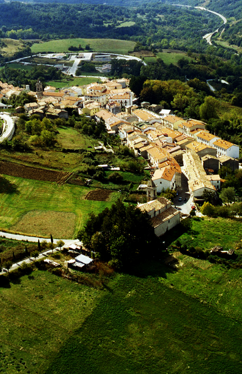 Un musicista marchigiano in quella strana Abbazia di S. Angelo del Pesco