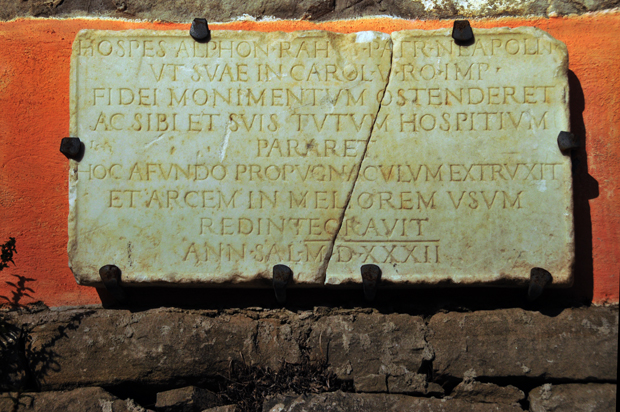 Un’epigrafe che da Pietrabbondante è finita a Casalciprano