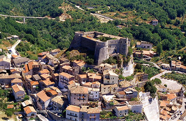 Il Castello di Cerro a Volturno